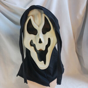 Vintage Scream Ghostface Mask Easter Unlimited Made In China